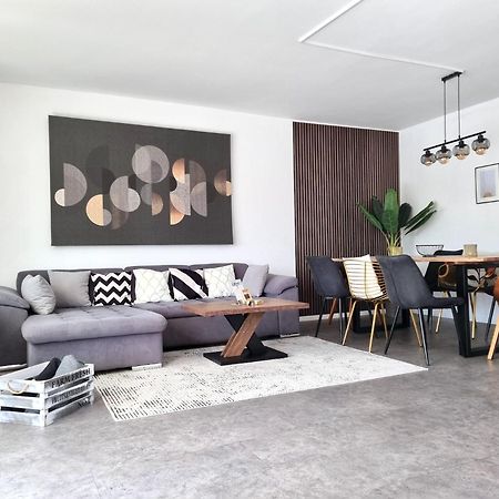 Charysma - Chillout-Loft, Wintergarten, E-Kamin, Massage-Sessel, Schlafzimmer Mit Smart-Tv, 2 Parkplaetze Hamelin Exterior foto